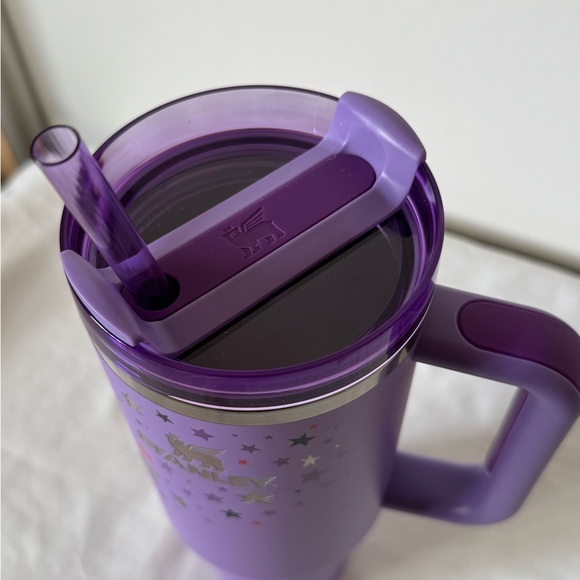 Olivia Rodrigo Stanley Purple Limited Edition Tumbler - Picture 3 of 5